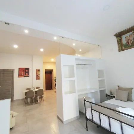 Rinascimento Casa Brigitte * Naples