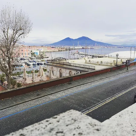 Borgo Santa Lucia Appartement Naples