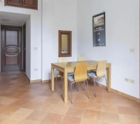 Casa Flores Apartment *
