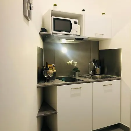 Bed & Breakfast Vesucharme Luxury Naples