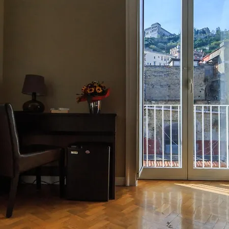 Spaccanapoli Comfort B&B 2*