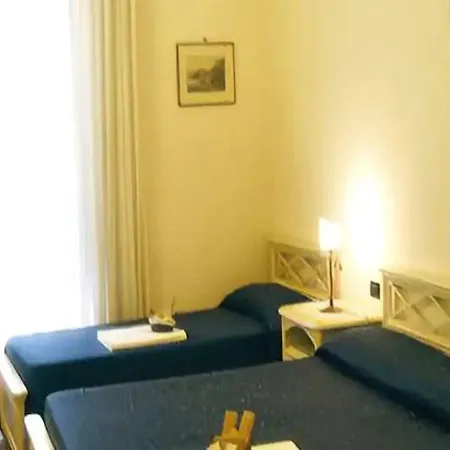 Bed & Breakfast La Dimora Di Nettuno Naples