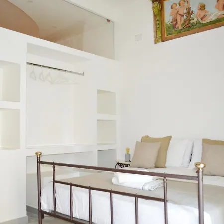 Rinascimento Casa Brigitte Holiday home *