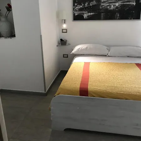 International Oda ve Kahvaltı Napoli