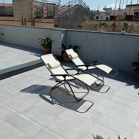 Lägenhet La Terrazza Del Corso