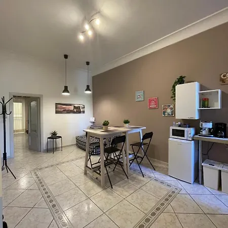Apartment Bottiglieri's