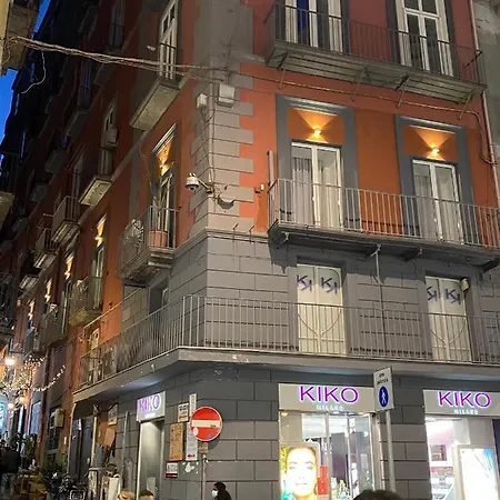 Salotto Toledo * Naples