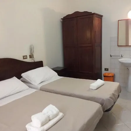 Hotel Vittorio Veneto Napoli Hotel Neapel