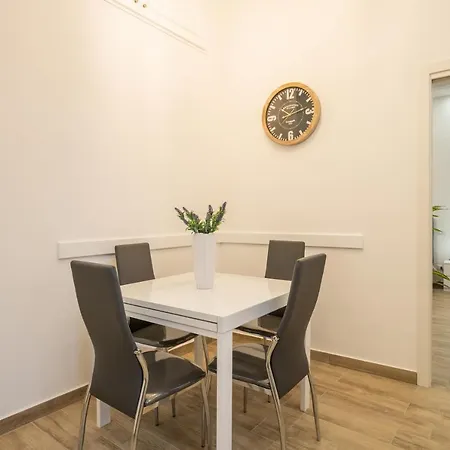 Apartment Ilioneo *