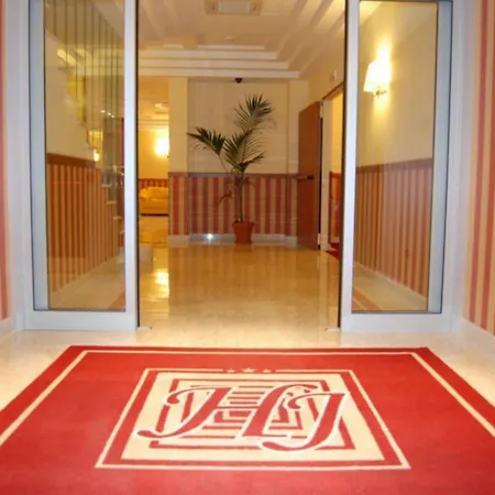 Hotel Joyfull 3*