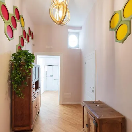 Design Next Bellini Square By Houseinnaples Apartment
