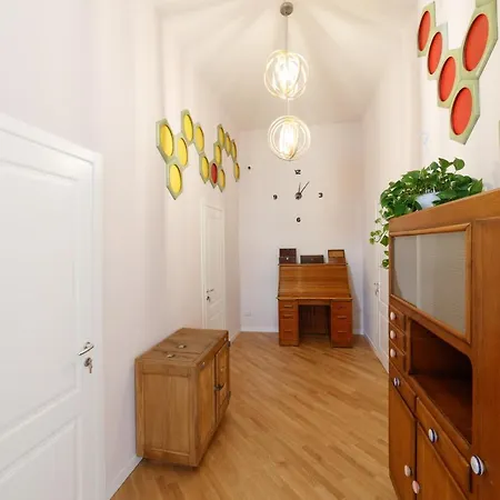 Design Next Bellini Square By Houseinnaples Apartment