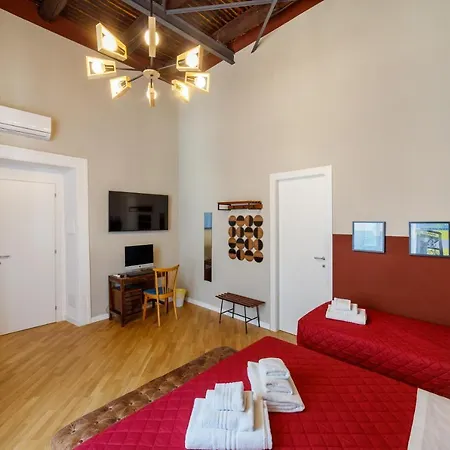 Design Next Bellini Square By Houseinnaples