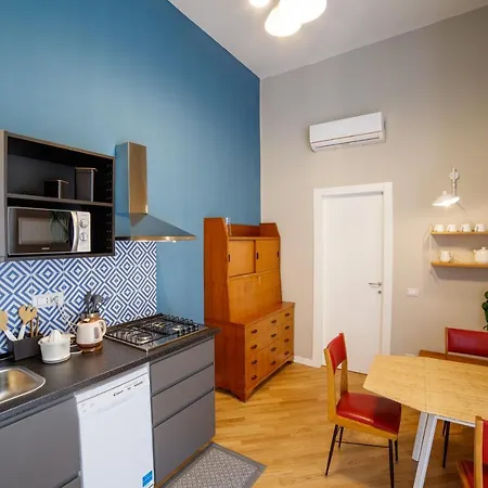 Design Next Bellini Square By Houseinnaples Apartment Naples