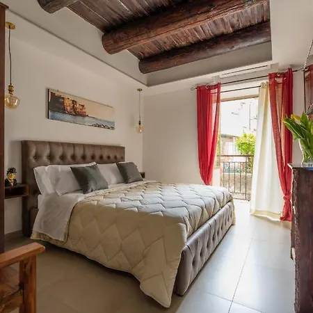 Holiday home Residenza San Gregorio Armeno *