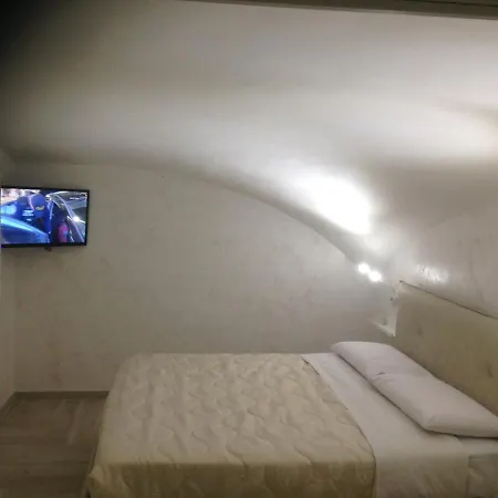 Holiday home Piedigrotta 57