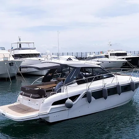 Greros Yacht By Clapa H.&g Group Botel Neapel