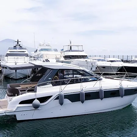 Greros Yacht By Clapa H.&g Group Botel Neapel