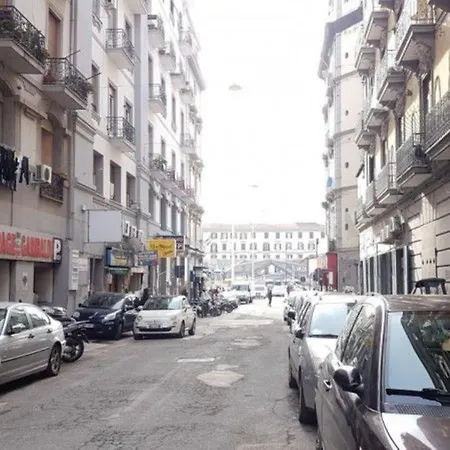 Civico 109 *