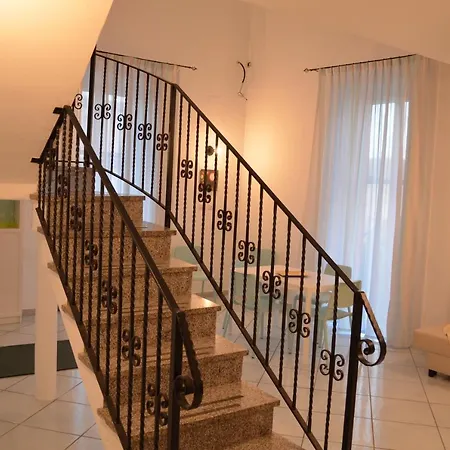 Casaiodice Apartment *