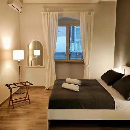 Pithecusa Apartment