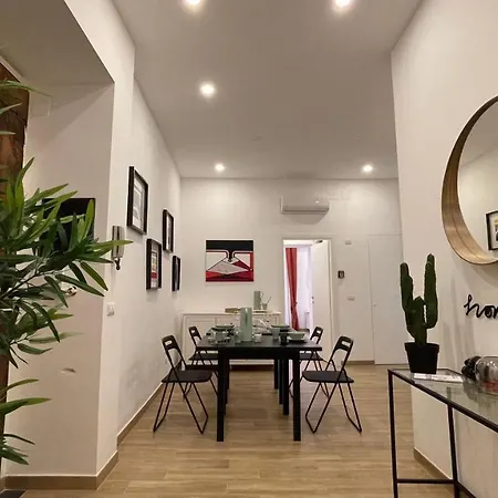 Studionapoli112 * Naples