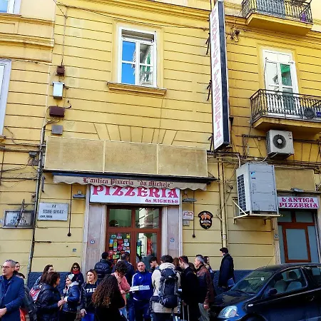 Bed & Breakfast Napoli Central Naples