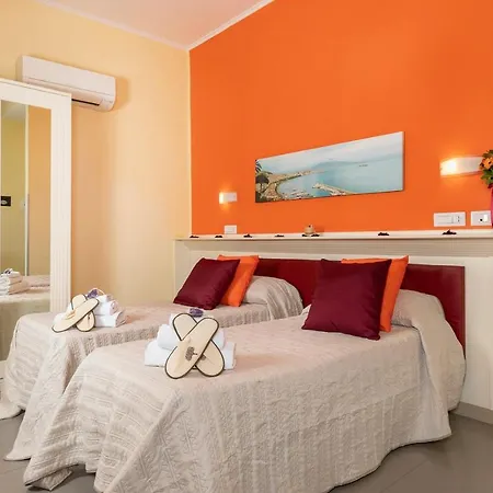 Capodichino International 4*