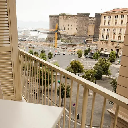 Domus Vista Castello Naples