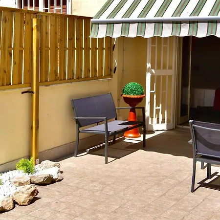 Terrazza Garibaldi Bed & Breakfast Naples
