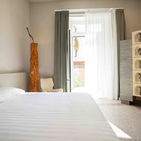 Atelier Inès Arts&suites Bed & Breakfast