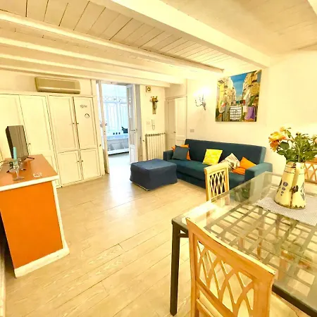 Bella Mbriana Guest house Naples
