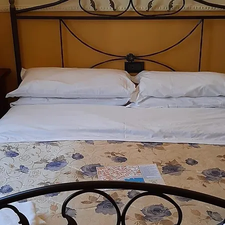 Pignatelli 3* Nápoles