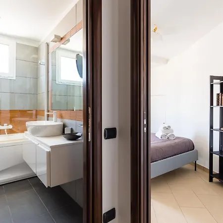 N'attic A Vomero Penthouse Terrace By Napoliapartments
