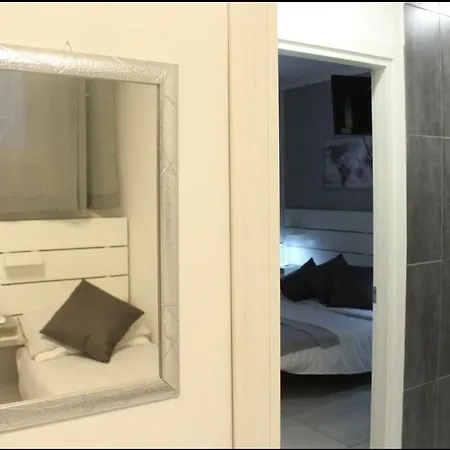 Milo's Ii Apartment *