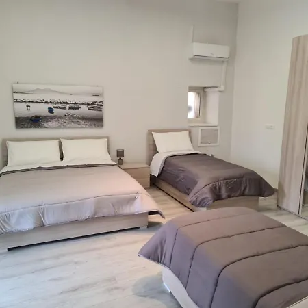 Vanzi Bed & Breakfast *