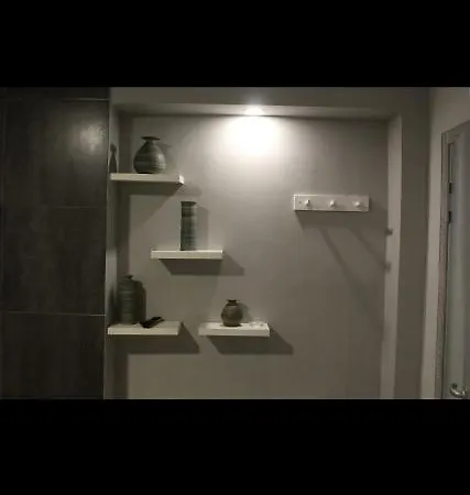 Milo's Ii Apartment *