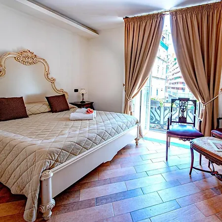 Отель Lanfipe Palace Неаполь