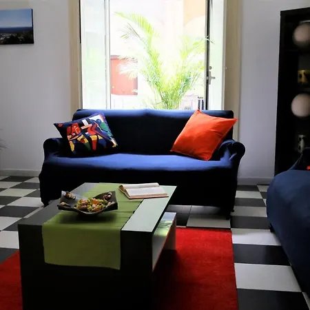 Apartamento Mb Intera Casa Nápoles