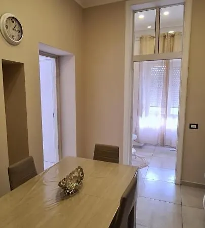 Garibaldi Guest house *