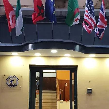 Milano 2* Neapel