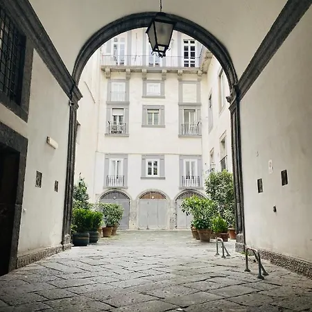 Casa Ninetta - Spaccanapoli - Il Tipico Pianterreno Della Antica!