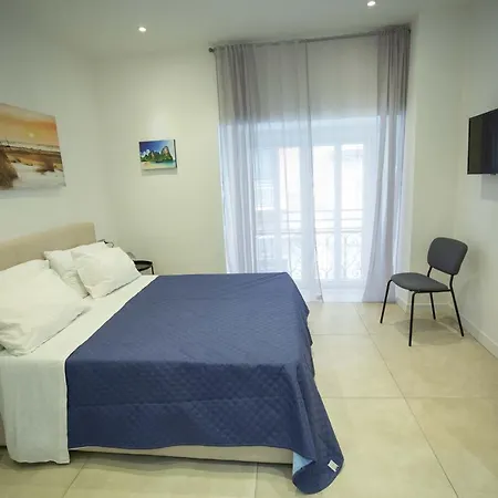 Apartment Napolidays Downtown By Dimorra *