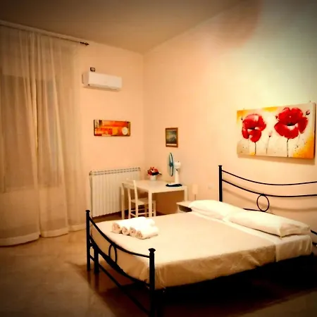 فندق مبيت وإفطار Domusrealstella 2*