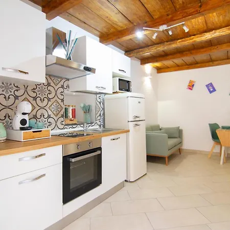 San Gennaro Short Lets Apartment Naples