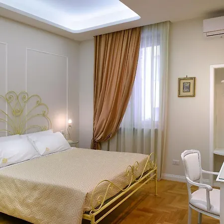 Alojamento de Acomodação e Pequeno-almoço Residenza Borbonica 2*