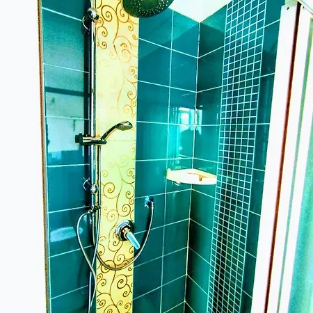 Naif Bed & Breakfast Naples