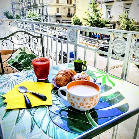 Naif Bed & Breakfast *