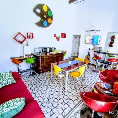Naif Bed & Breakfast *