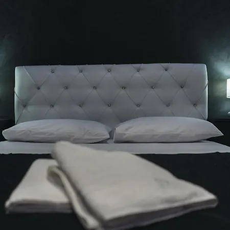 Dl Luxury Guest house